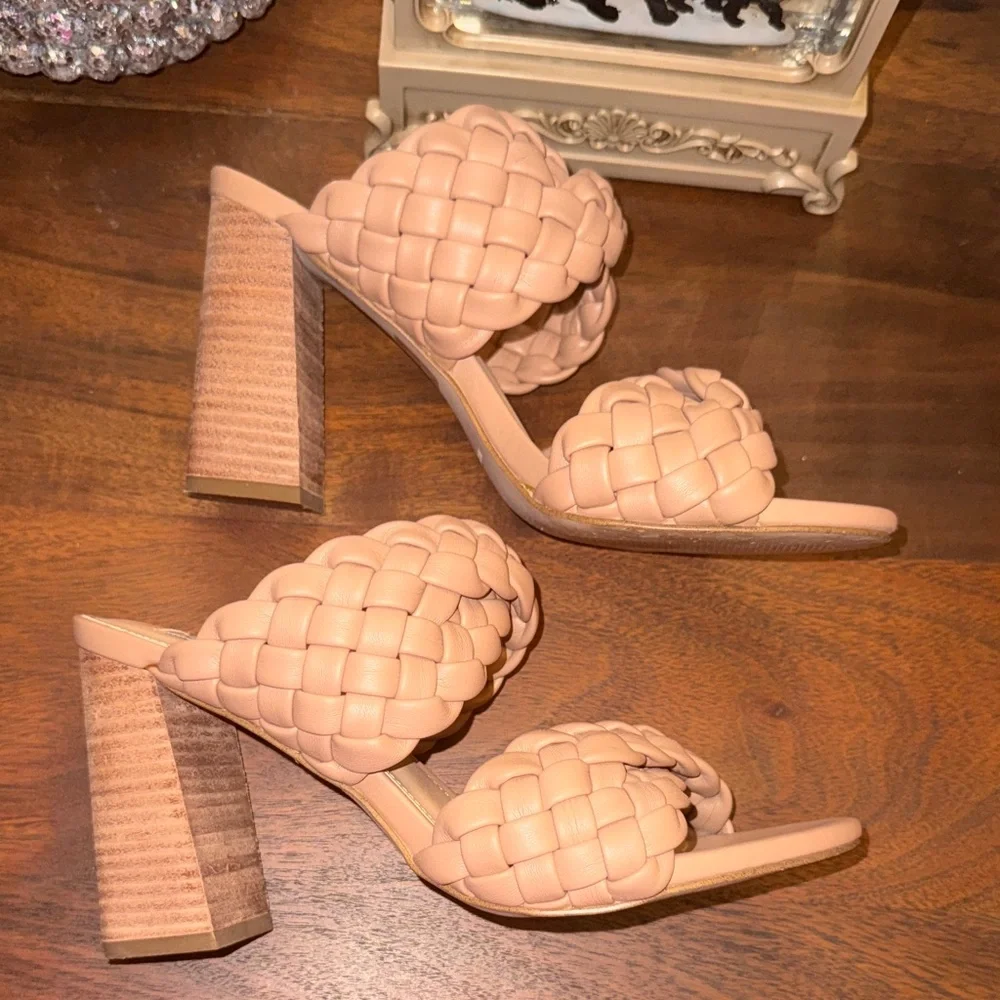 Steve Madden Women's Braided Sandals - tan heels size 8 - Picture 3 of 8